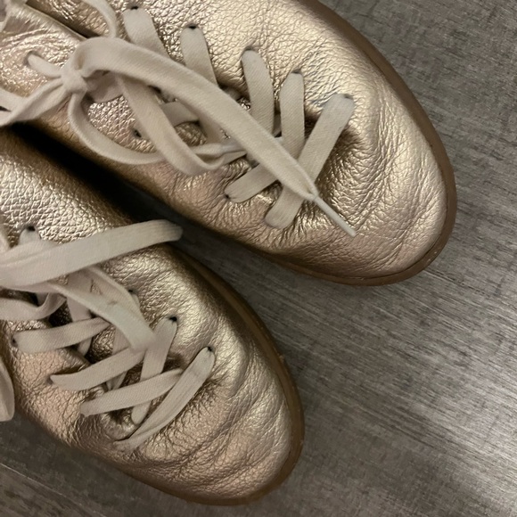 Sam Edelman gold soft leather sneakers size 7 - Picture 6 of 6